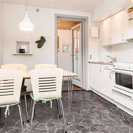 6 Person Holiday Home In R M Sønderby Extérieur photo