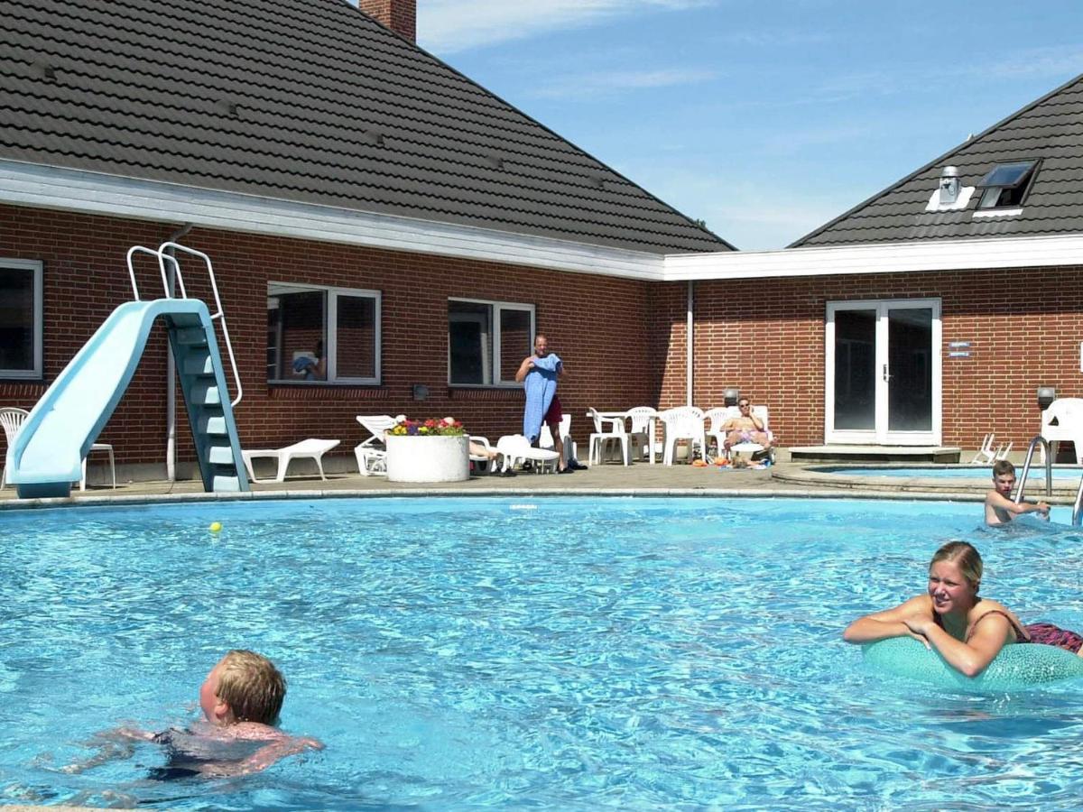 6 Person Holiday Home In R M Sønderby Extérieur photo